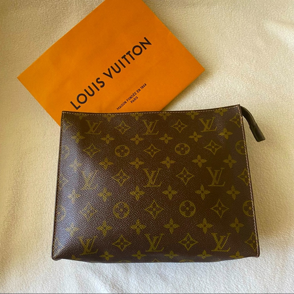 Louis Vuitton Toilette 26